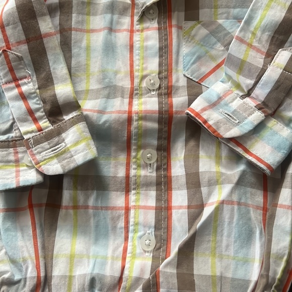 🚥3/$12🚥 Carter’s button down onesie. - Picture 4 of 6